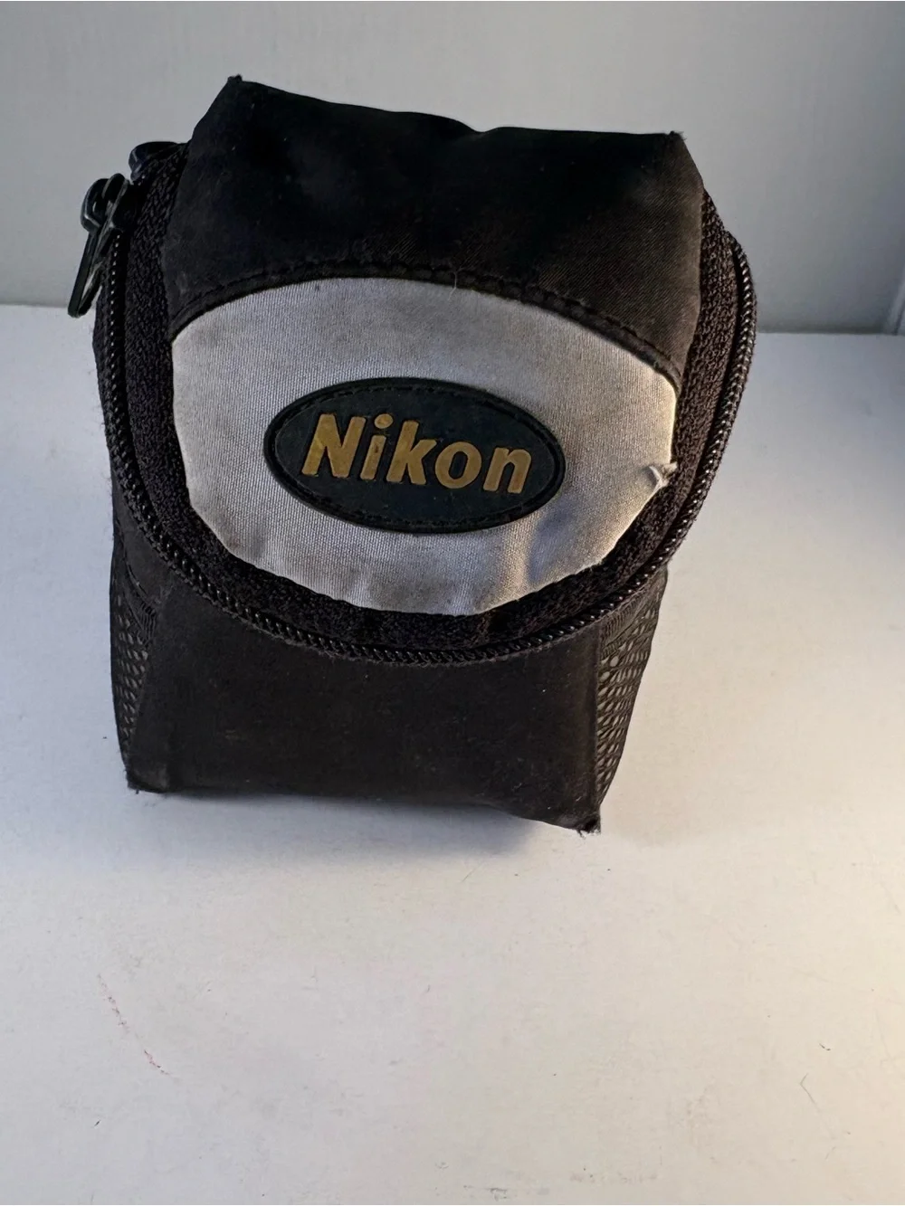Nikon COOLPIX 4300 4.0MP Digital Camera Silver Memory Card Case BatteryUNTESTED
